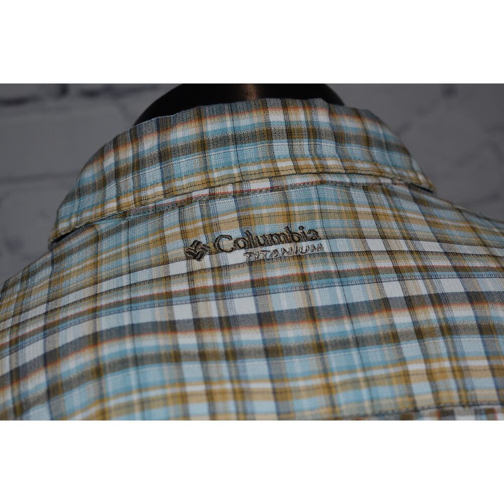 Columbia Titanium Fishing Shirt Men Size Large Performance Camping Hiking Vented - Picture 5 of 8